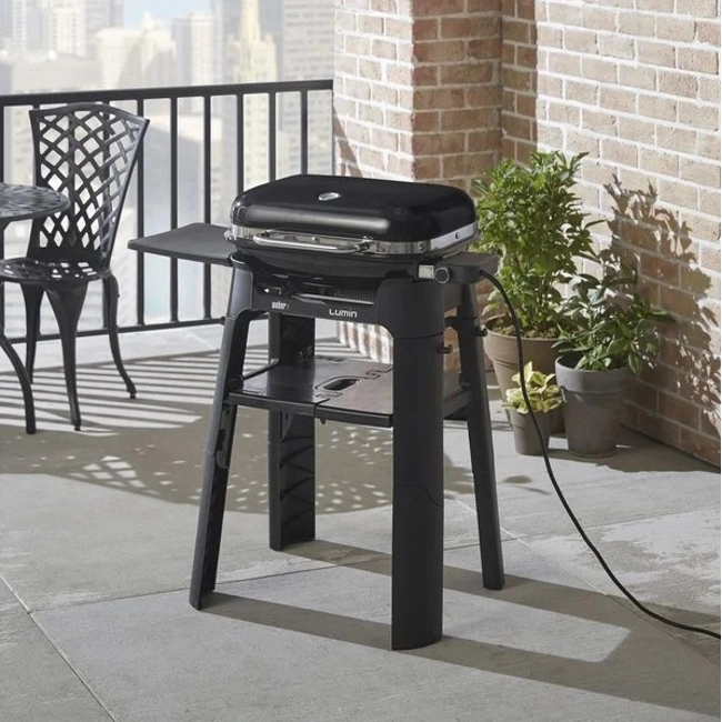 Vendita online Barbecue elettrico Weber Lumin con stand